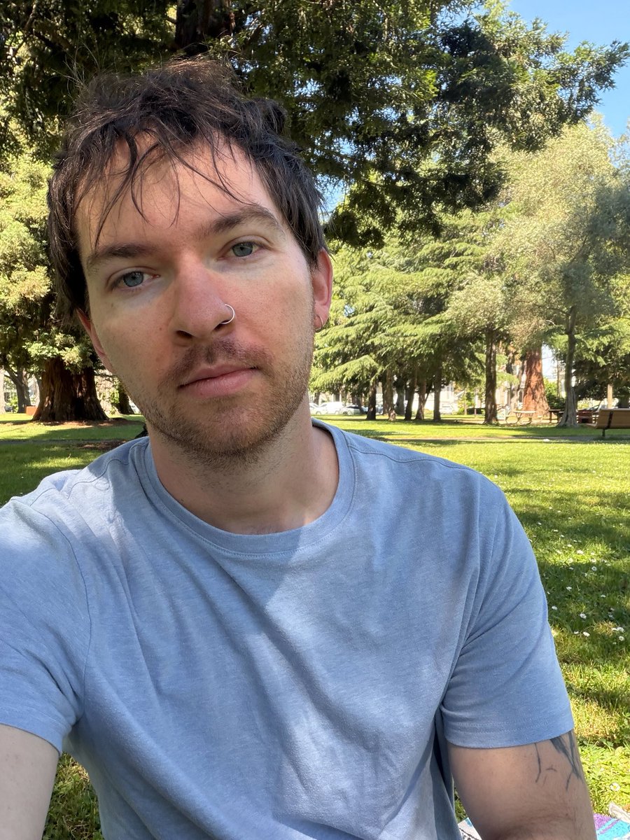 zachary tweet media