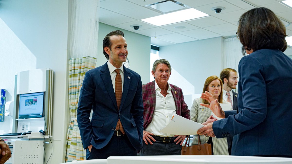 UT System President Randy Boyd tweet media