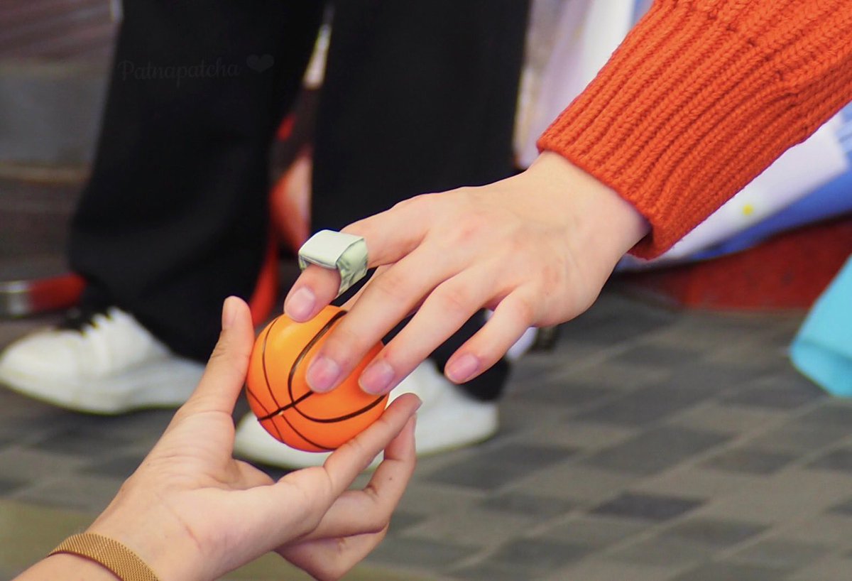 มักเน่ tweet media