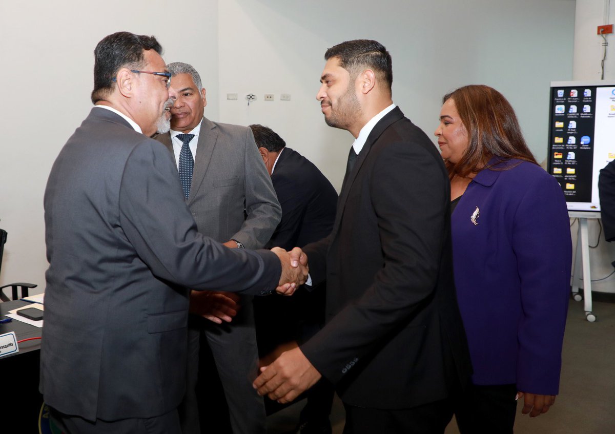 #ElBancoDelProductor tweet media