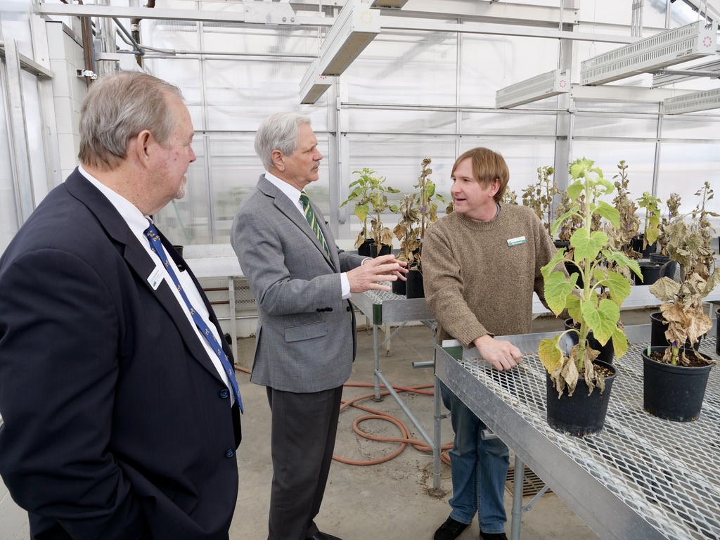 Senator John Hoeven tweet media