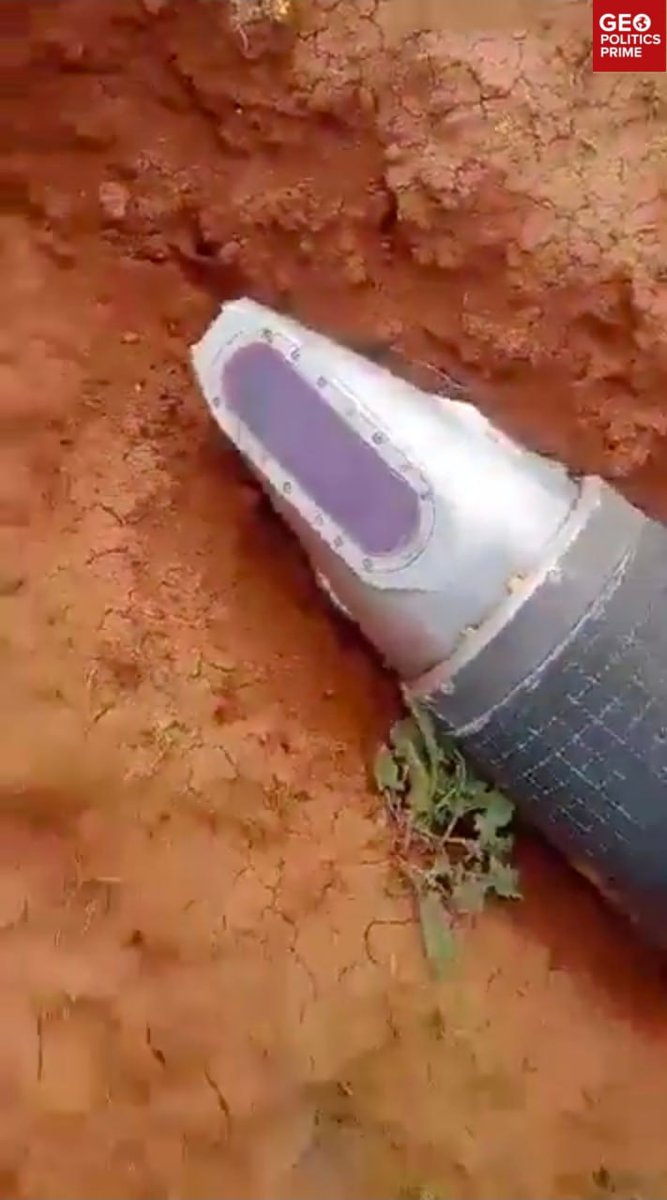 PN4India's tweet photo. 🚀 THAAD debris found in Syria — a major blow to the US!

Not just missile wreckage, but a potential leak of top-secret technology.
If this falls into the wrong hands, the game could change. #WorldWar3 #Israël https://t.co/heTPuQc0xm