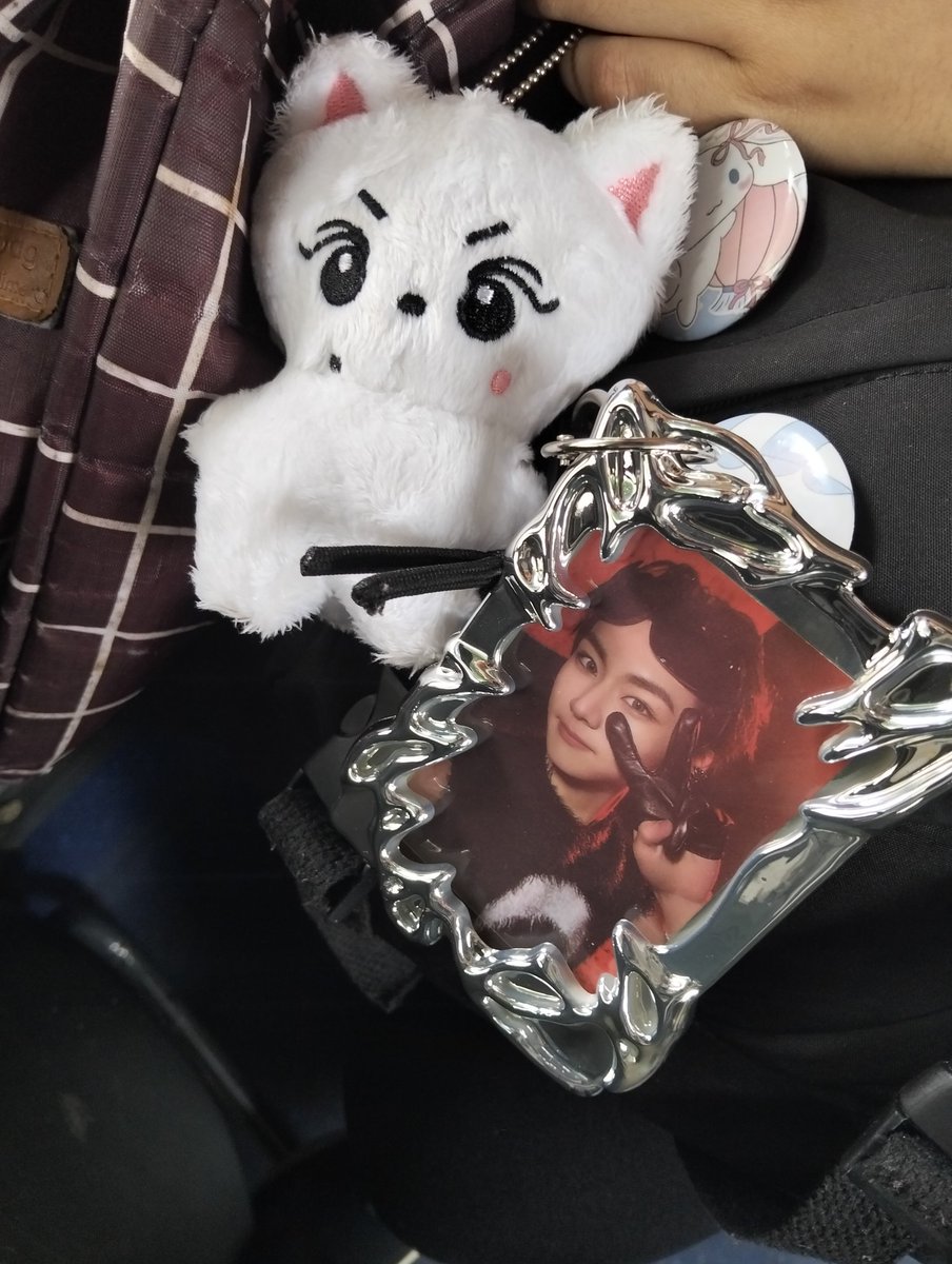 hope sevEN tweet media