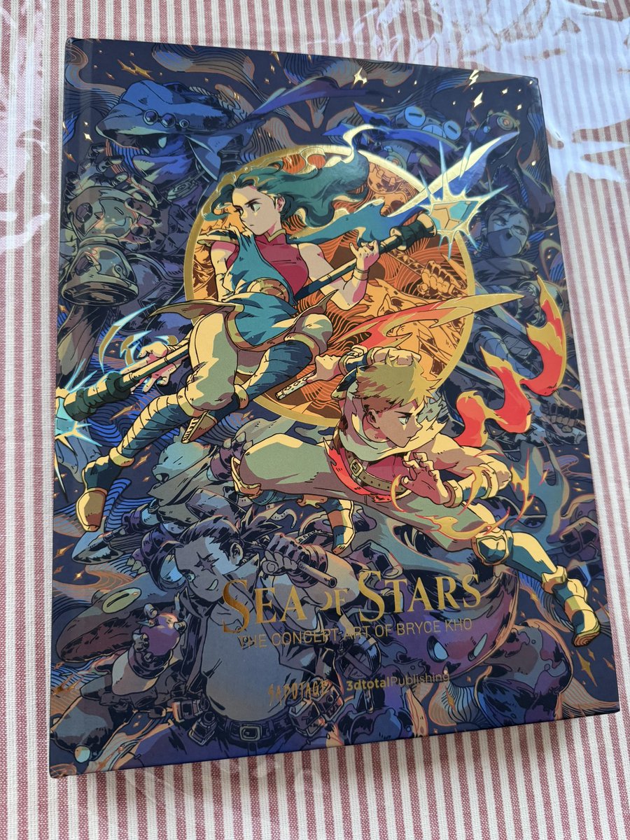 kassnum's tweet photo. GENTE, a necesidad de espacio estoy vendiendo dos de mis libros de arte. 
Ambos en Inglés. Perfectas condiciones. 
📍España 🇪🇸 https://t.co/u1PgLh38ZG