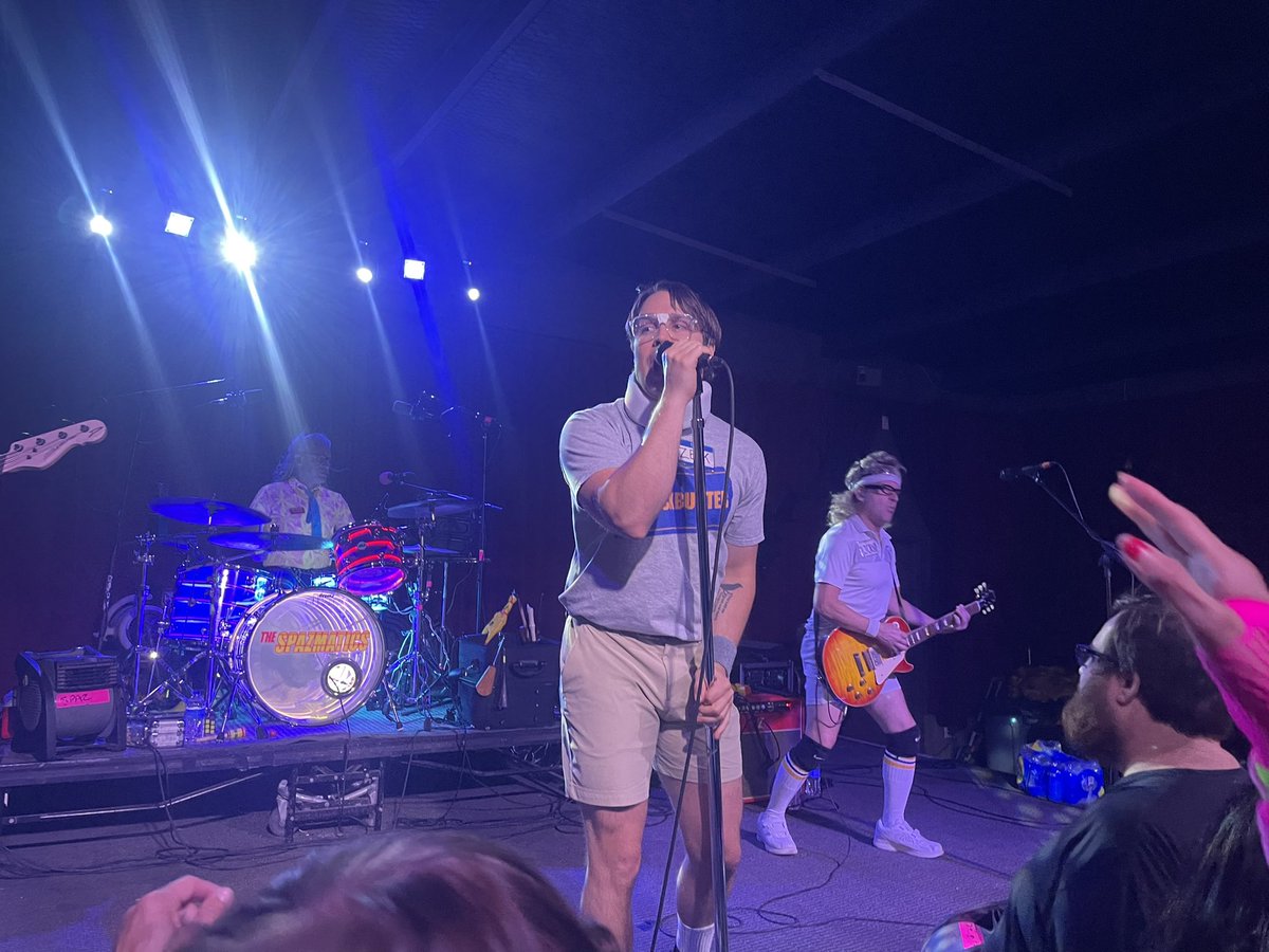 Erin Zwiener tweet media