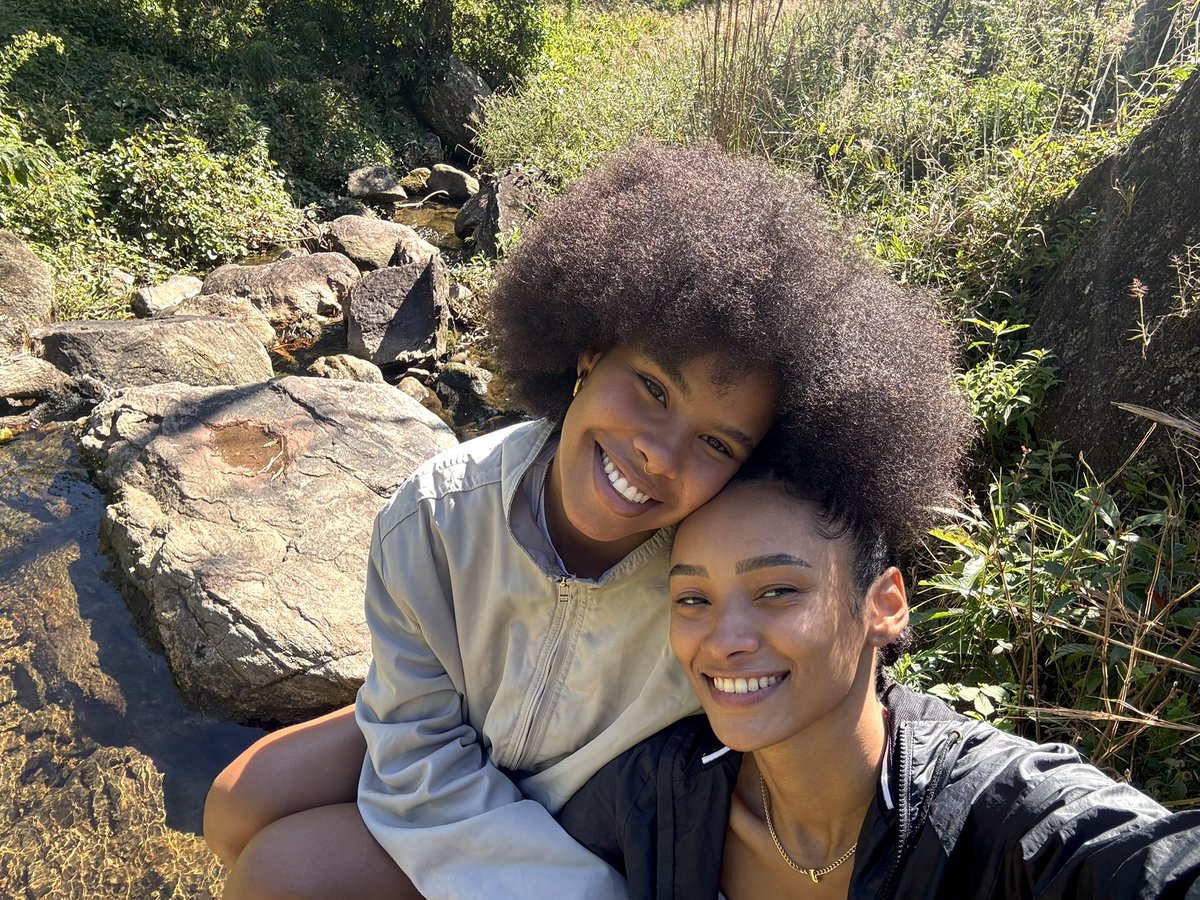 andressa tweet media