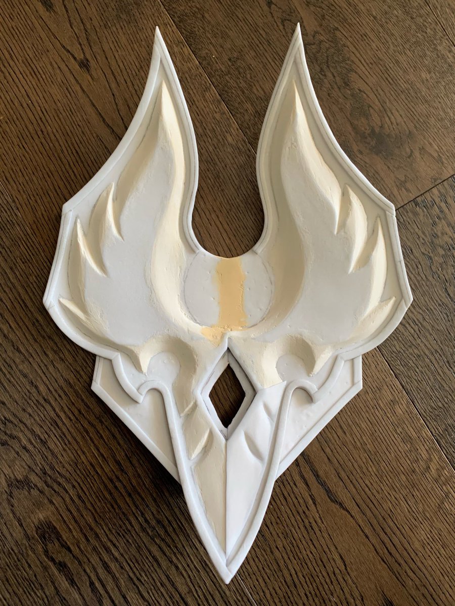 AshleyOshley's tweet photo. Details pending 🐦‍🔥

Kael’thas cosplay WIP https://t.co/nV3vineozV