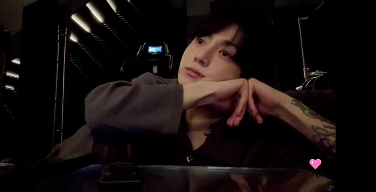 whitney♡⁷🪭 tweet media