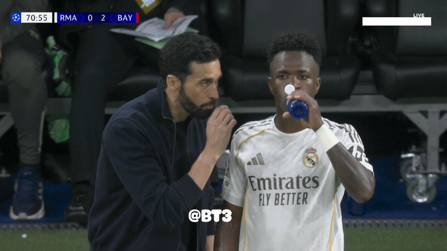 عمرو tweet media