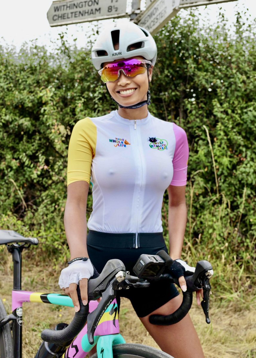 Hothletes! tweet media