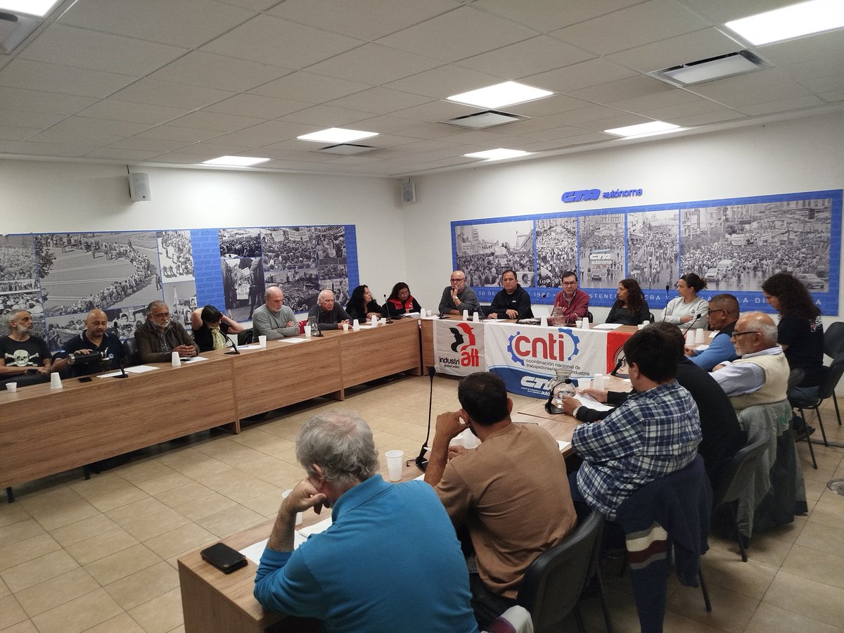 CNTICTA's tweet photo. La Comisión Ejecutiva Nacional de la CNTI resolvió realizar su 3er Congreso Nacional el 14 de mayo.

Fortaleciendo el Poder Sindical, contra el industricidio y por la reconstrucción soberana y productiva de la Argentina. https://t.co/8BGYvVVuXr