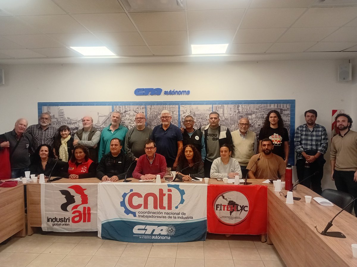 CNTICTA's tweet photo. La Comisión Ejecutiva Nacional de la CNTI resolvió realizar su 3er Congreso Nacional el 14 de mayo.

Fortaleciendo el Poder Sindical, contra el industricidio y por la reconstrucción soberana y productiva de la Argentina. https://t.co/8BGYvVVuXr