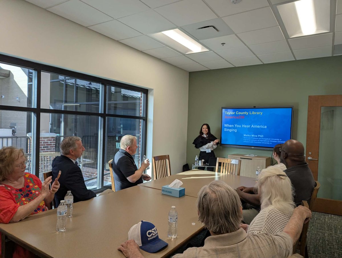 minemai's tweet photo. As part of America250, I delivered a talk on the Federal Writers’ Project at Taylor County Public Library in KY. Sharing another dimension that the FWP can be understood within the same context in which early blues singers are eventually connected to Bob Dylan—was super fun! https://t.co/hF1zvu6add