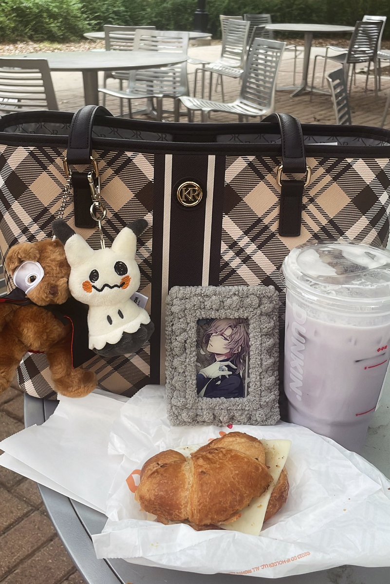 𝒞𝓇𝑜𝓌 𝐿𝒶𝓂𝒷𝑒𝓇𝓉 🐈‍⬛ tweet media