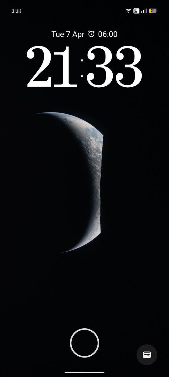 This far side of the moon shot from the integrity makes for a lovely wallpaper