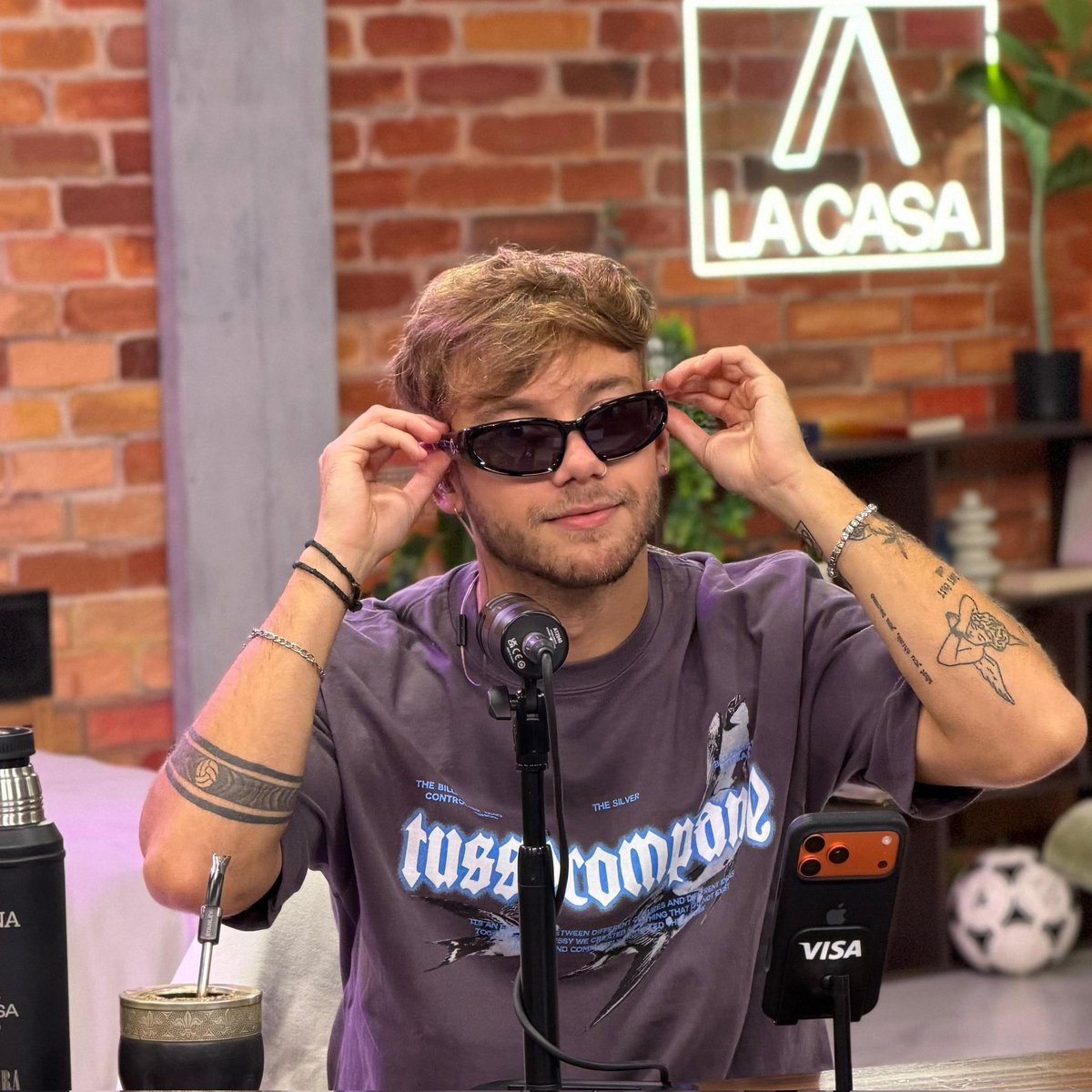 LA CASA Streaming tweet media