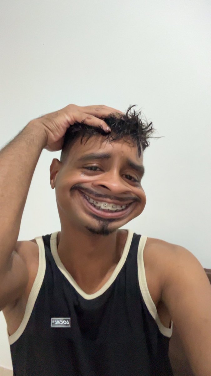 Sam Martinez☀️ tweet media