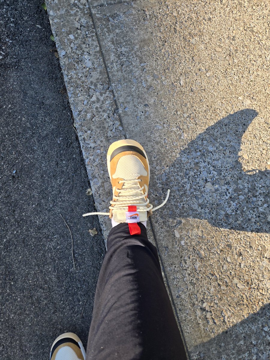 trudyspeaks's tweet photo. 👟: Nike Mars 3.0
#KOTD #stilllaceddifferently #sneakerheads #chicksinkicks #kick0l0gy #kicksandfros #CNKdaily #sneakHerStyle #walklikeus #walklikeher #sneakerholics #sneakeroftheday #kicksonfire #complexkicks #nicekicks #hellalaced #nationofsoles #shoegame #femalesneakerhead https://t.co/cGjwlSioKS