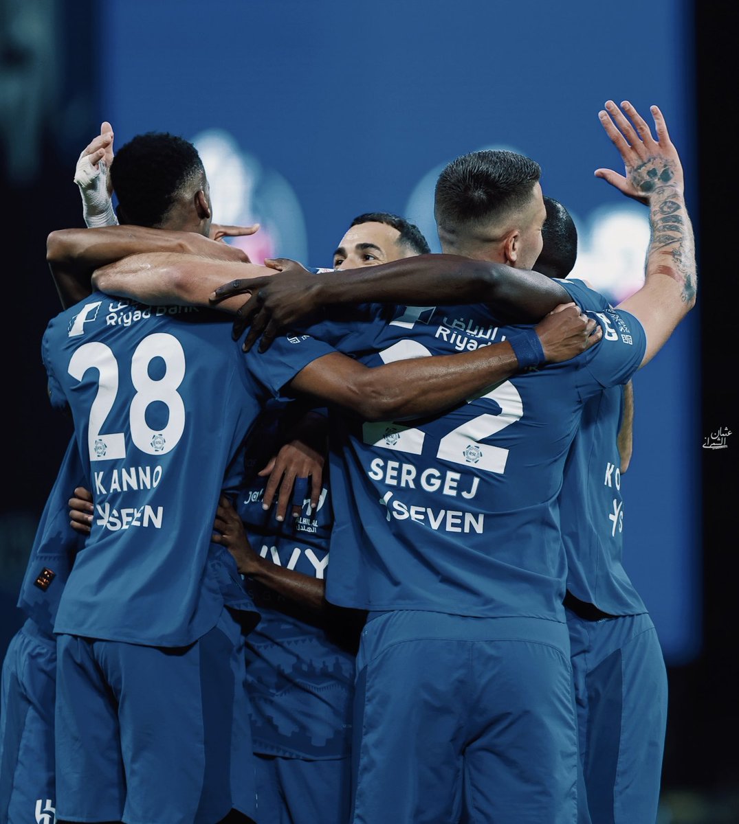 _wsn8's tweet photo. " غدًا ألقاك .. يا أجمل مافي الغد " 💙 https://t.co/AlZKEn756h