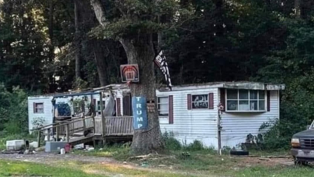 Americaknows tweet media