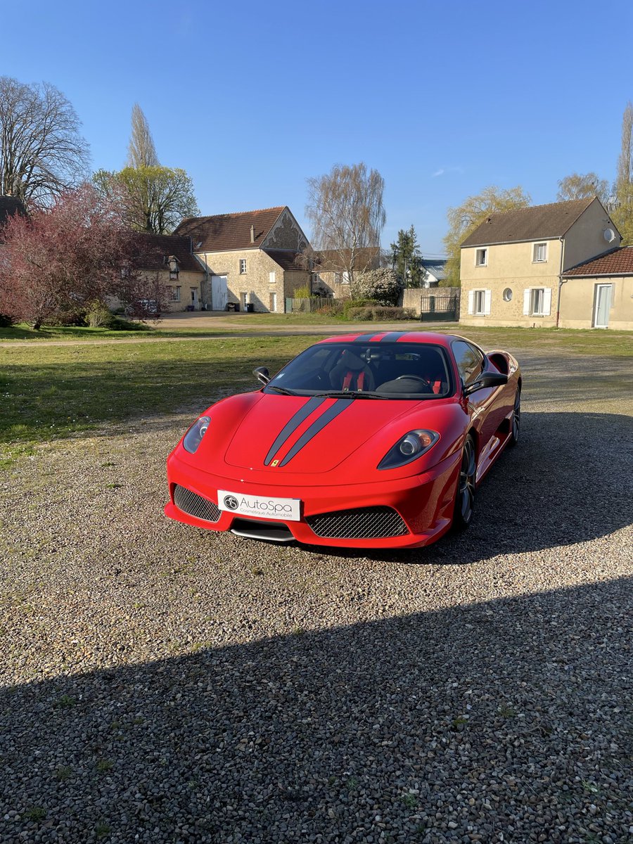 AutoSpaFR's tweet photo. Séance soins et protection sur une 430 Scuderia https://t.co/IV2FgMzQSL