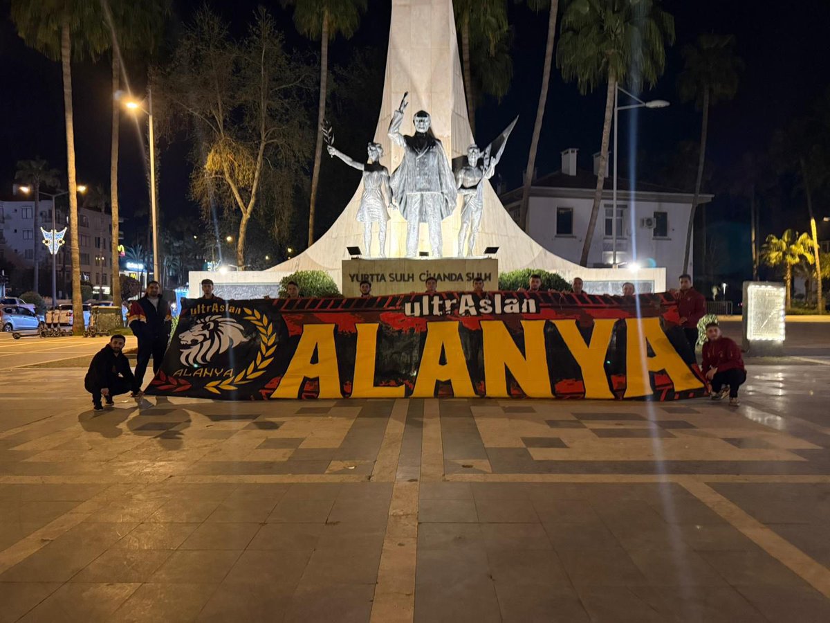 YANINDA OLAMAZSAM SAVAŞ ÇIKAR KOLAYCA  !

Galatasaray’ımızın Göztepe maçı için yola çıktık.

#uAAlanya #uAYurtiçi #ultrAslanLİSE #ultrAslanLiseAlanya