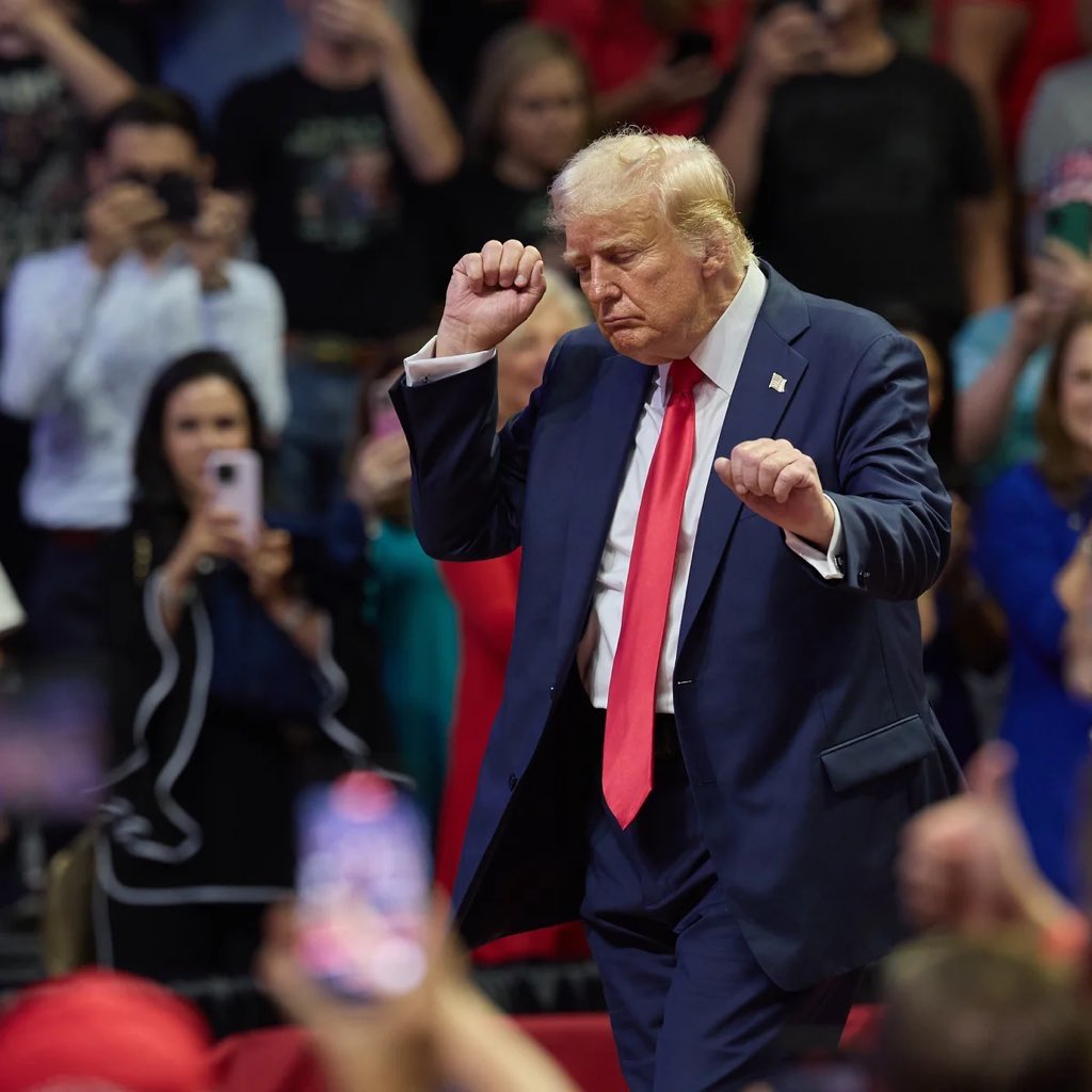 Republicans against Trump tweet media