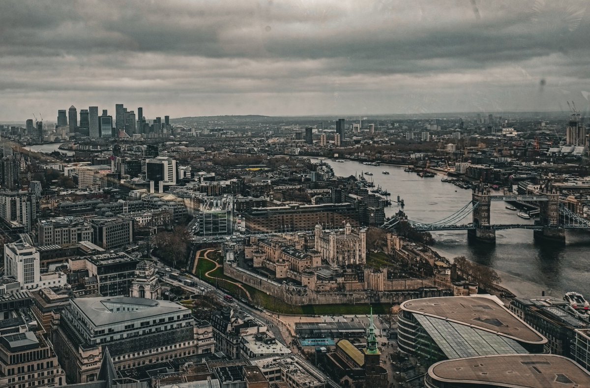 pbence20's tweet photo. 🏴󠁧󠁢󠁥󠁮󠁧󠁿
#London #Unitedkingdom #city #photo #travel https://t.co/PosnboRT2l