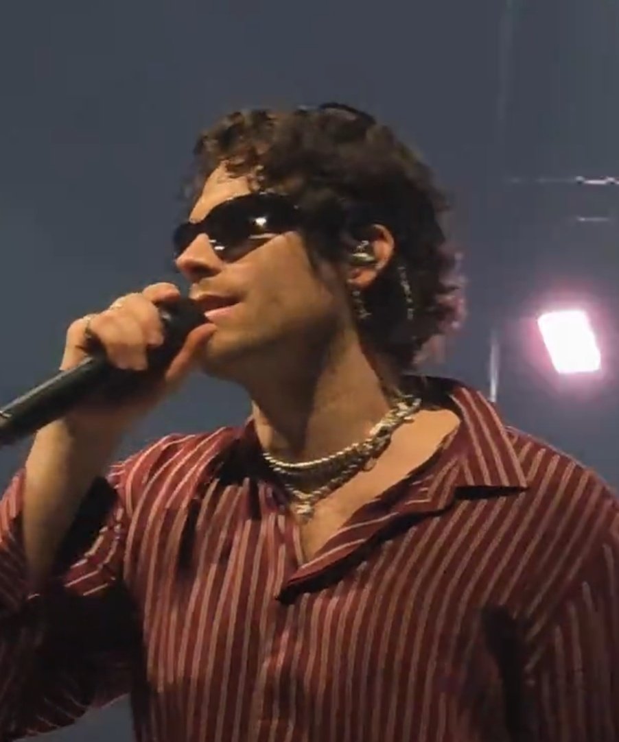 bea ★卌 tweet media