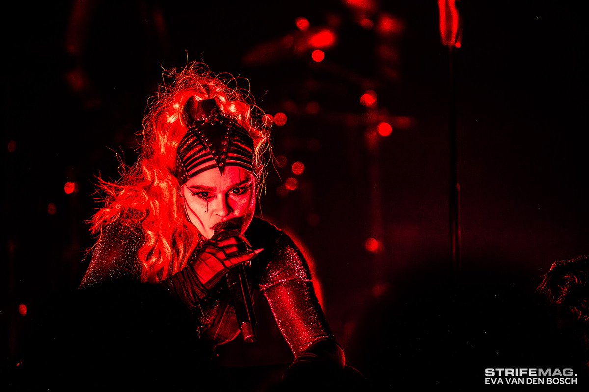 StrifeMagazine's tweet photo. LIVE REVIEW:

We saw SKYND live yesterday during their biggest Dutch headliner show yet!

Check out the photos and review below 👇 https://t.co/JPtRaCd7Nw