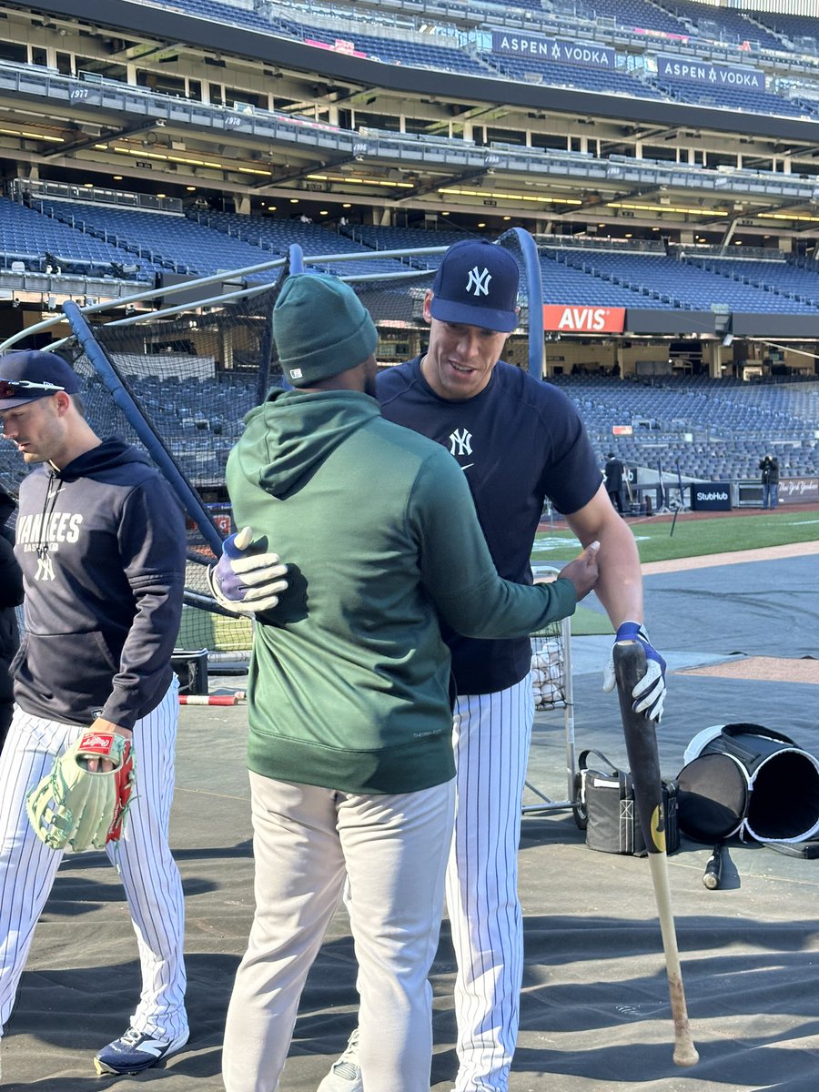 Chris Kirschner tweet media