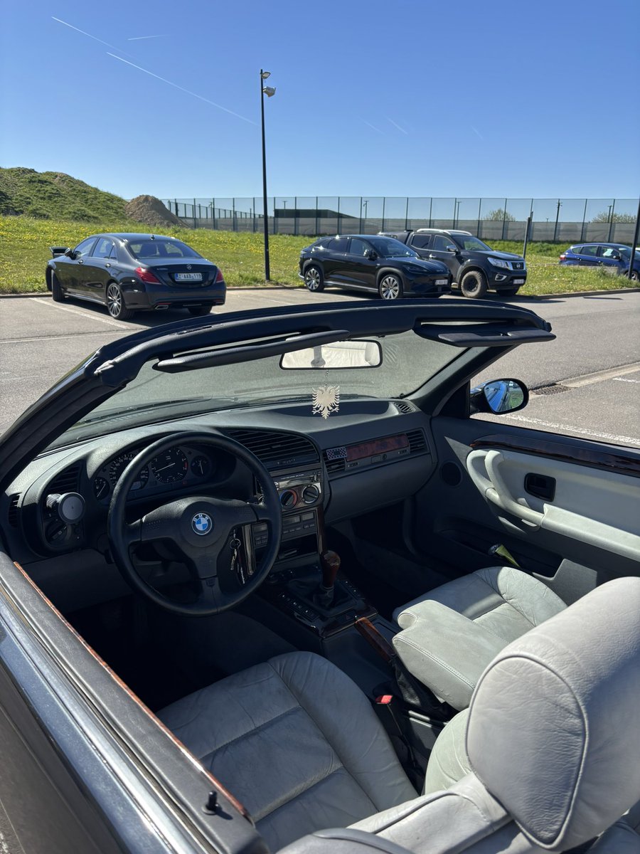 𝟥𝟨 tweet media