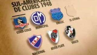 Vasco2027_'s tweet photo. DOM CORVO - PRIMEIRO E ÚNICO

Parece ser só um corvo mas é mais do que isso se tratando de uma competição continental como a Copa Sul-Americana.

Esse pássaro se trata do primeiro mascote do Vasco da Gama e também o primeiro mascote entre os times do Rio de Janeiro.

Dom Corvo foi o mascote do Vasco durante a época do lendário time do 'Expresso da Vitória' e esteve LITERALMENTE nos braços da torcida durante o título do Torneio Sul-Americano de Campeões de 1948.

Eu disse "LITERALMENTE" porque a torcida vascaína levava UM CORVO DE VERDADE para assistir aos jogos e para as rádios (já que os corvos FALAM).

Disputado no Chile, essa competição inspirou todas as competições continentais que já tivemos e até as que temos hoje, como a Copa Libertadores da América e a Liga dos Campeões da Europa (Champions League) pois foi a primeira competição continental de clubes de toda a história do esporte futebol.

Essa competição foi vencida pelo Vasco da Gama, do heroico goleiro Barbosa e do histórico mascote Dom Corvo.

Ao contrário do que alguns rivais CANALHAS dizem, essa competição tem um peso ENORME.
Além de contar com os times sul-americanos mais fortes daquela época, essa competição nunca deixará de ser a primeira competição continental da história do esporte FUTEBOL.

Viva o Expresso da Vitória!
Viva o Dom Corvo!
Viva o Vasco da Gama!
Viva o Esporte Futebol!
