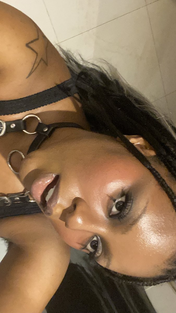 ike.gallery tweet media