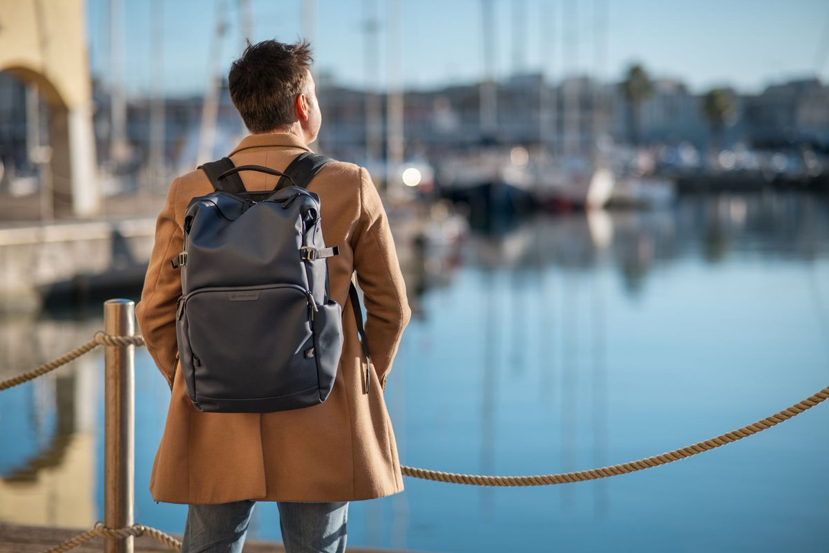 VanguardPhoto's tweet image. Look good. Shoot better.
Meet the VEO Lite Series—camera bags designed for creators who want style and smart storage. Lightweight, water-resistant, and ready for wherever the day takes you.
#Vanguard #VEOLite #EverydayCarry #PhotographyGear

Shop: vanguardworld.com/collections/va…