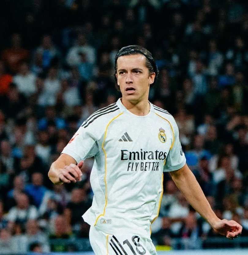 سلطان tweet media