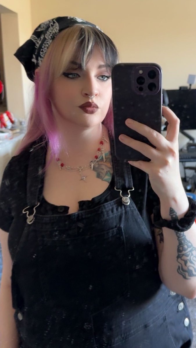 𝖇𝖎𝖙𝖈𝖍 𝖙𝖎𝖙𝖘™ tweet media