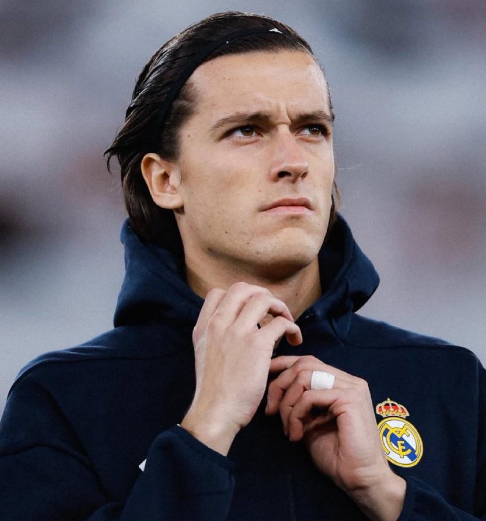 ياسر tweet media