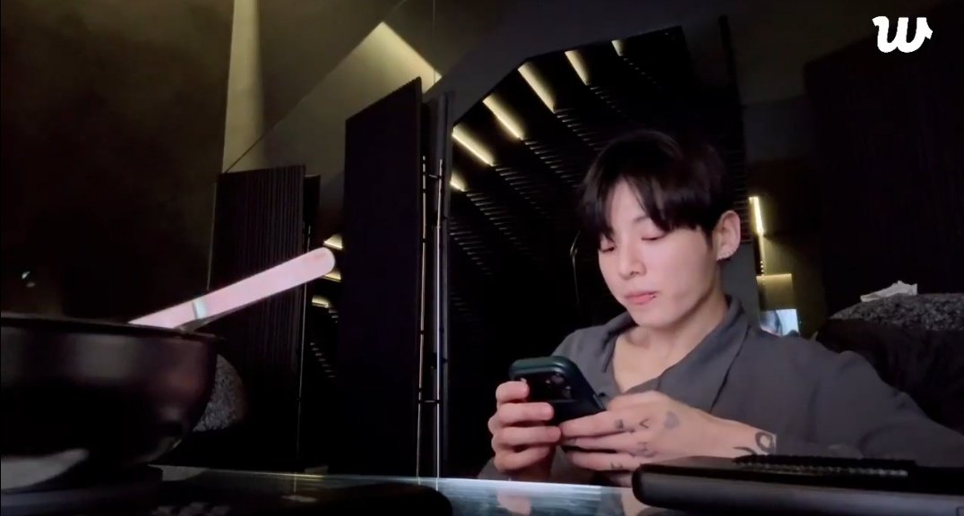 AR:M 2.0 tweet media