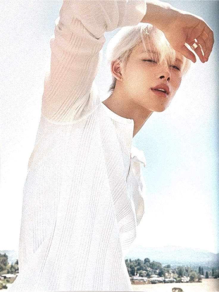 mari ⁷ tweet media