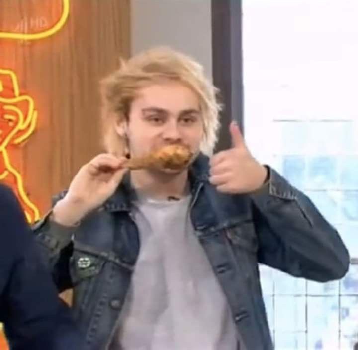 ak || ⁵ˢᵒˢ ☆ ˢᵏᶻ tweet media