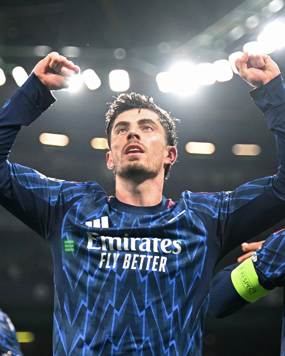 Premier League tweet media