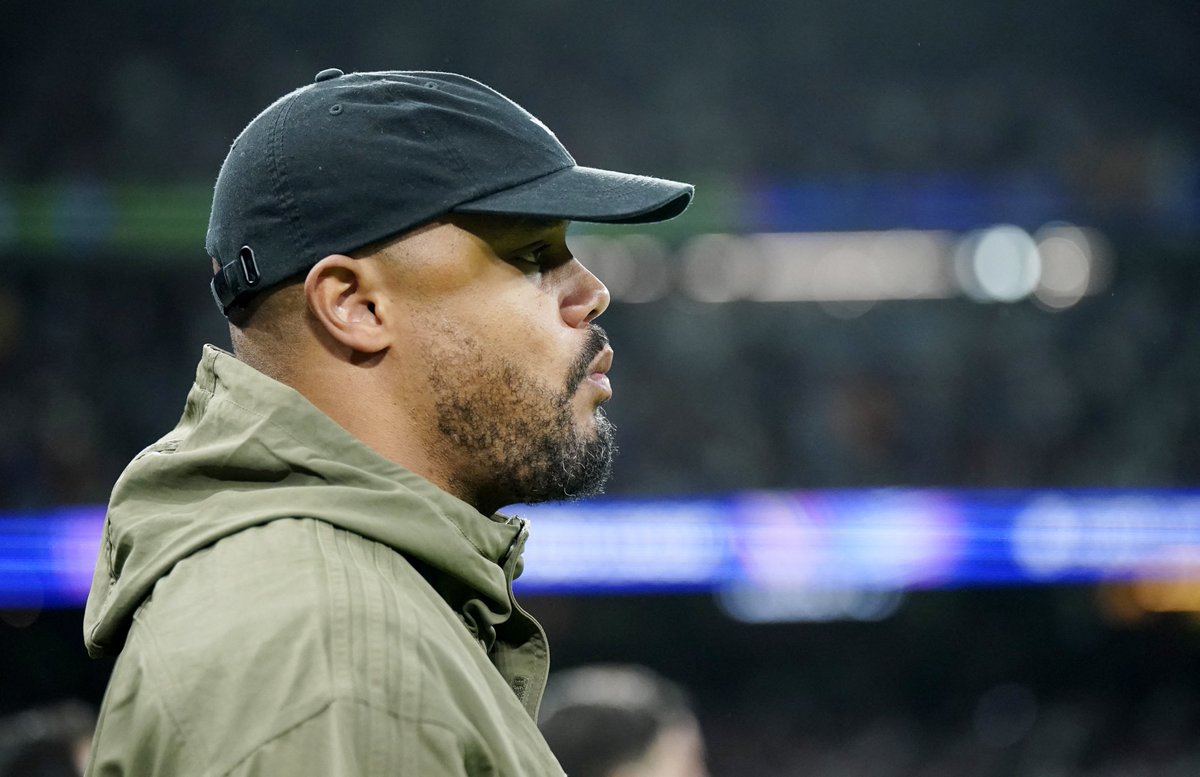 عمرو tweet media