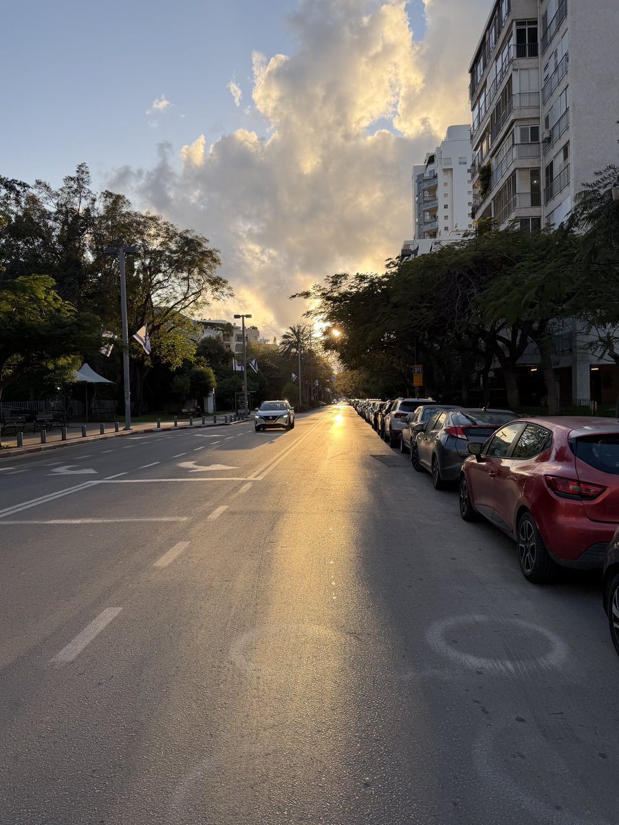 Eitan Chitayat tweet media