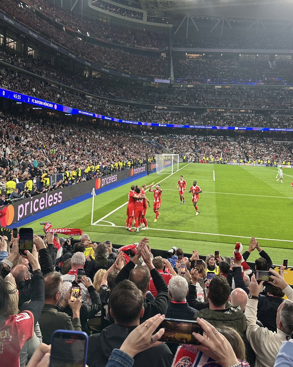 Philipp Lahm tweet media