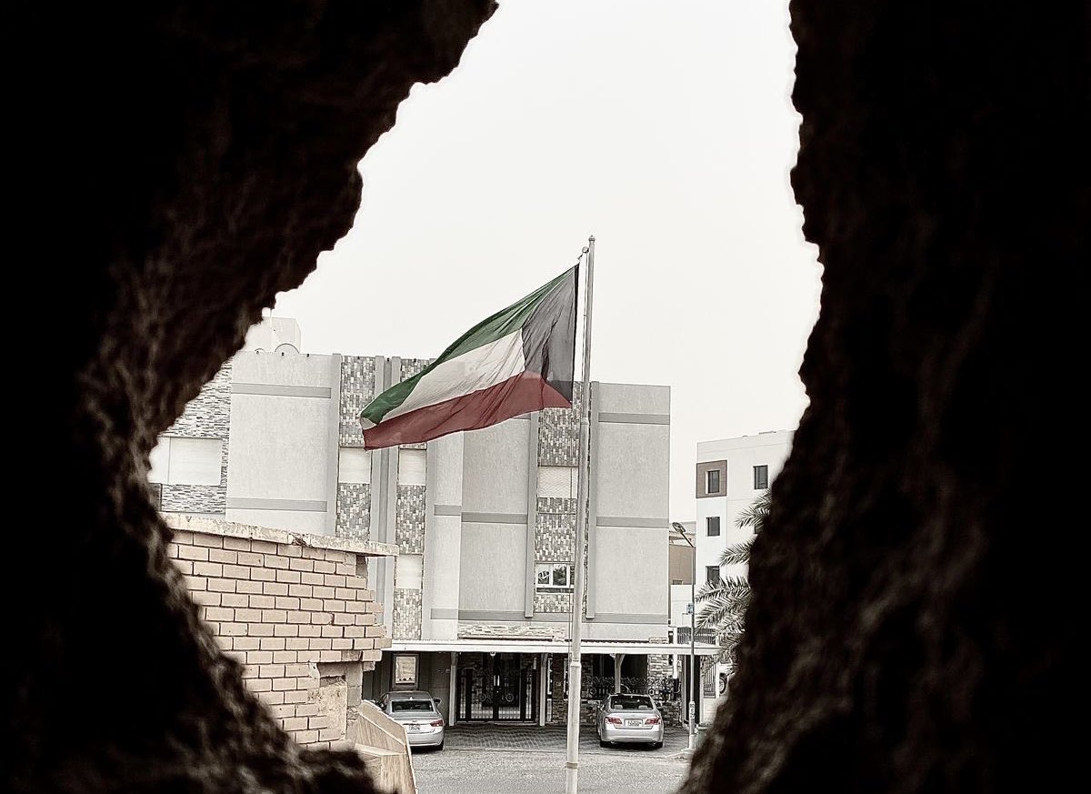 Mutairiwe's tweet photo. قبح الله من يخون العهد ويخون الأمانة 
و قبح الله كل وجه و قبح الله كل صوره 

وألف بسم الله على وجه الكويت من الخيانه
جعلهـا في خير ، و بخير و قويه و معمـوره 
#الكويت_خط_أحمر https://t.co/f9w61jBSfw
