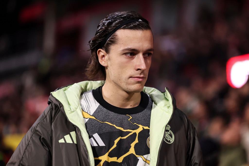 عزيز tweet media