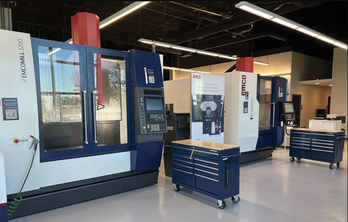 MfgNewsWeb's tweet image. EMCO Corporation unveils its state-of-the-art Showroom and Customer Experience Center, setting new standards in precision CNC machining solutions. Learn more: mfgnewsweb.com/archives/4/697… 
#EMCO #CNC #Machining #Manufacturing #PrecisionEngineering #Innovation #CustomerExperience@