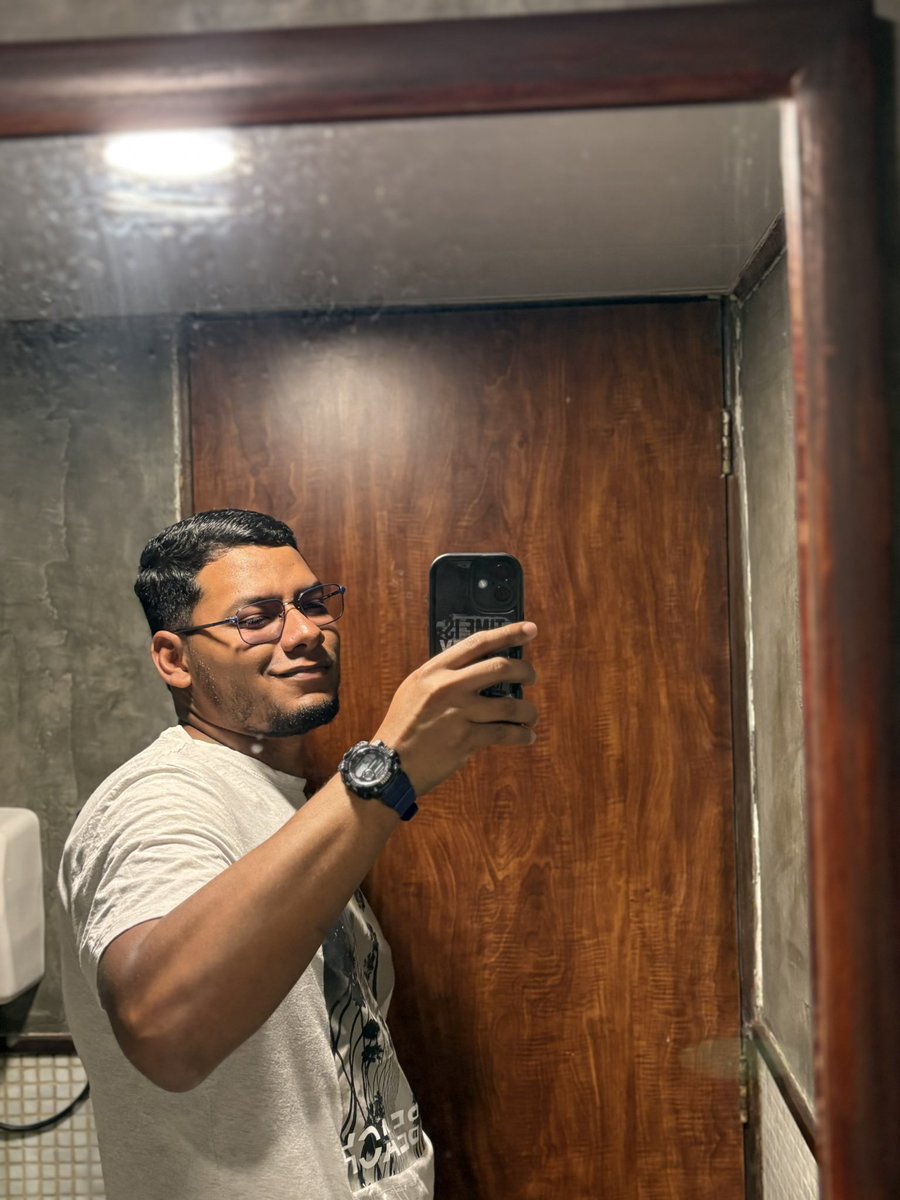 Nicholas. tweet media