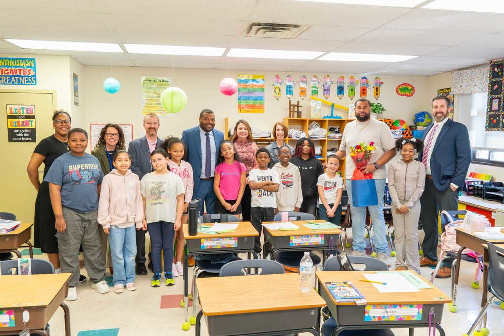 ColonialHeightsK12 tweet media